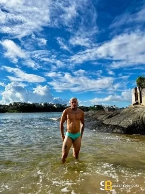 Gay Escort Mateus 30yr - licking