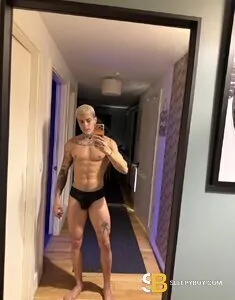 male escort Liverpool Mateus