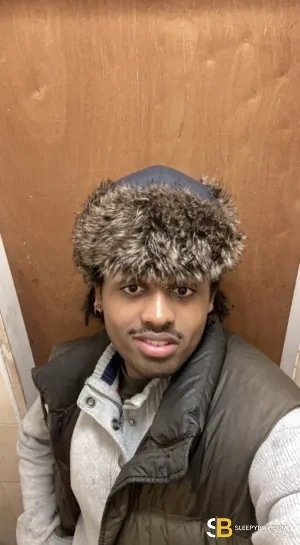Bisexual Escort Caleb 23yr - licking