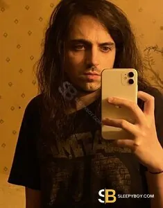 male escort Eastleigh Aaron