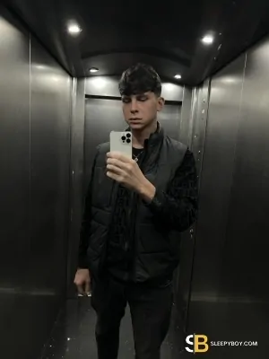 Bisexual Escort Sergio 26yr - licking