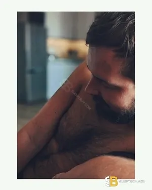 Gay Escort Mike 28yr - licking