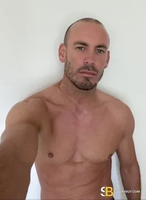 Gay Escort Anthony 40yr - sucking