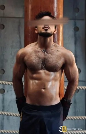 Bisexual Escort Carlos 28yr - licking