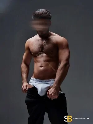 Bisexual Escort Carlos 28yr - sucking