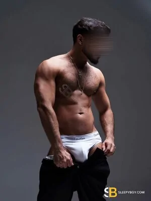 Bisexual Escort Carlos 28yr - licking