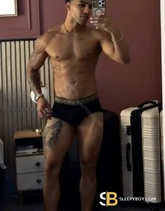 male escort Bournemouth Max Brazilian 🇧🇷