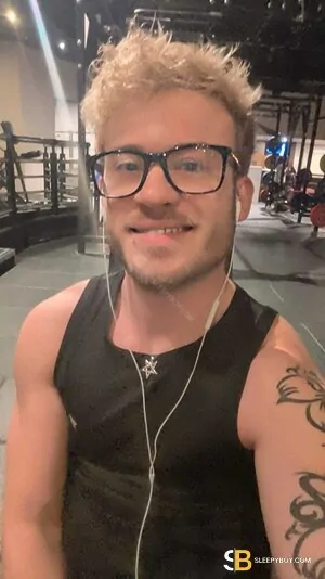Gay Escort Mitchell 30yr - role