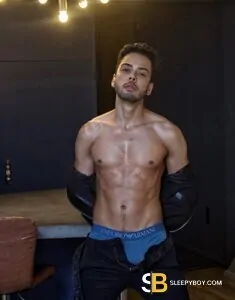 male rent boy Aberdeen Rafael