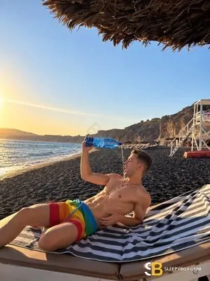 Gay Escort Twinklourenço 24yr - trios