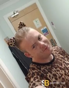 male escort Corby Craig