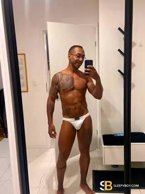 Gay Escort Bruno 27yr - role