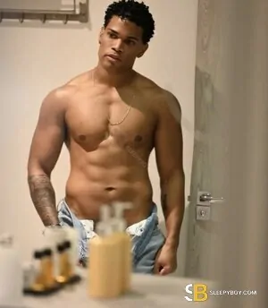 Gay Escort Maurice 29yr - sucking