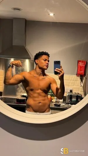 Gay Escort Maurice 29yr - sucking