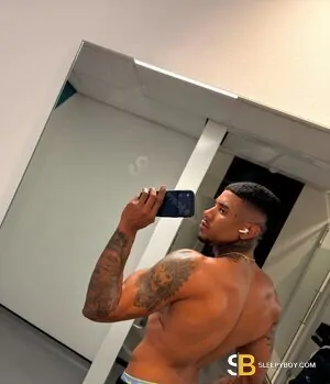 Bisexual Escort Nathan Rogue 26yr - double penetration