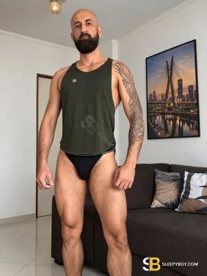 Gay Escort Eli 37yr - role