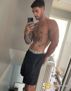 male rent boy Yiewsley Reece