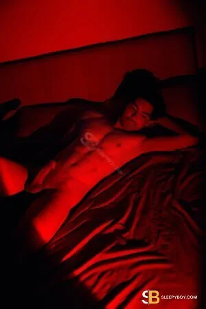 Bisexual Escort Igor 25yr - role