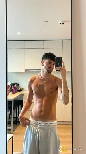 Gay Escort Jackson 24yr - sucking