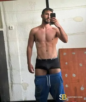 Gay Escort Kint 26yr - role