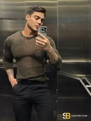 Bisexual Escort Brenno 27yr - masseur