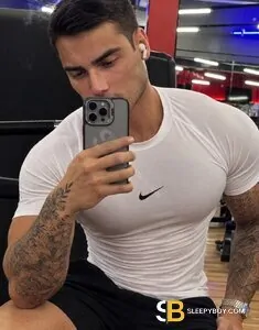 male escort London Brenno