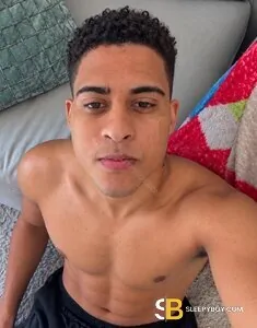 male escort London Gabriel Pendurado