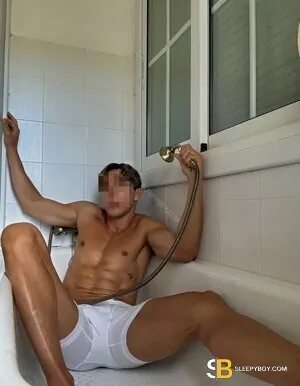 Gay Escort Eider 35yr - role