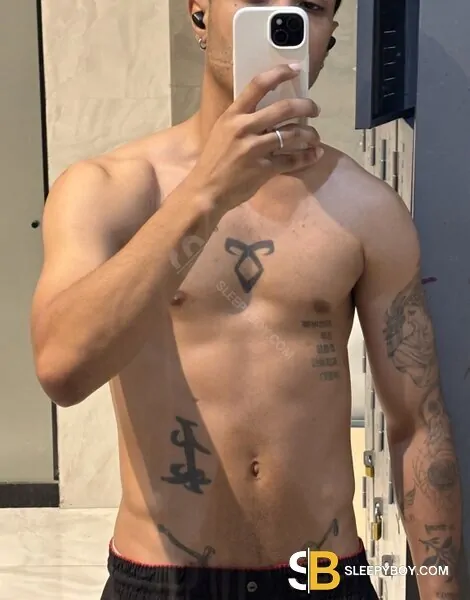 male rent boy London Danillo