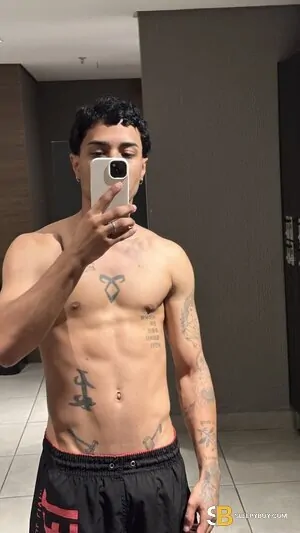 Bisexual Escort Danillo 23yr - licking