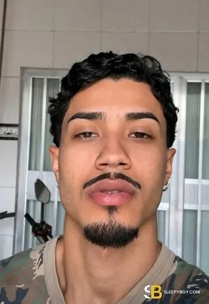 Bisexual Escort Danillo 23yr - role