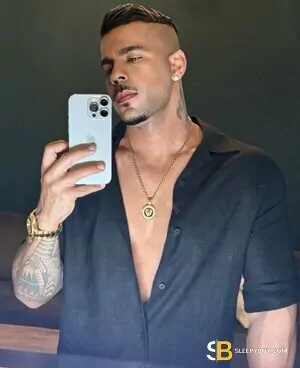 Bisexual Escort Massimos 32yr - sucking