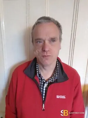 Gay Escort Daryl 50yr - role